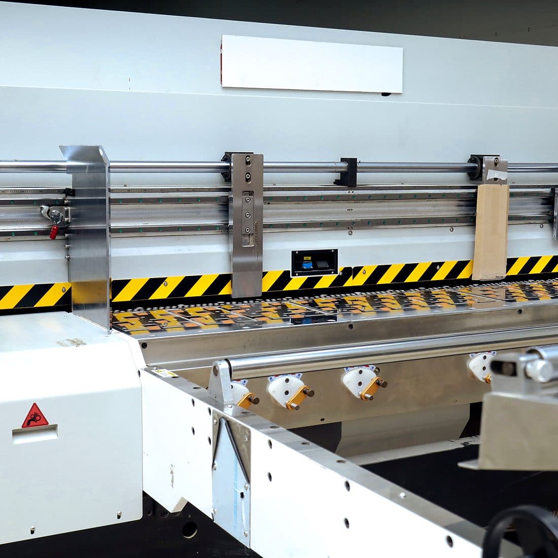 Meja pemotong CNC